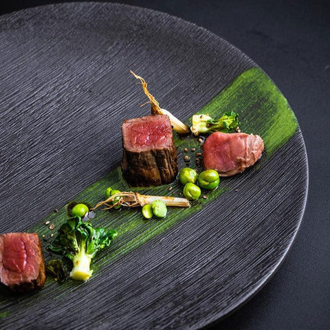 Nordic Essence: Bonn 28cm Steak Plate for Gourmet Meals - FlaxLin Eco Textiles