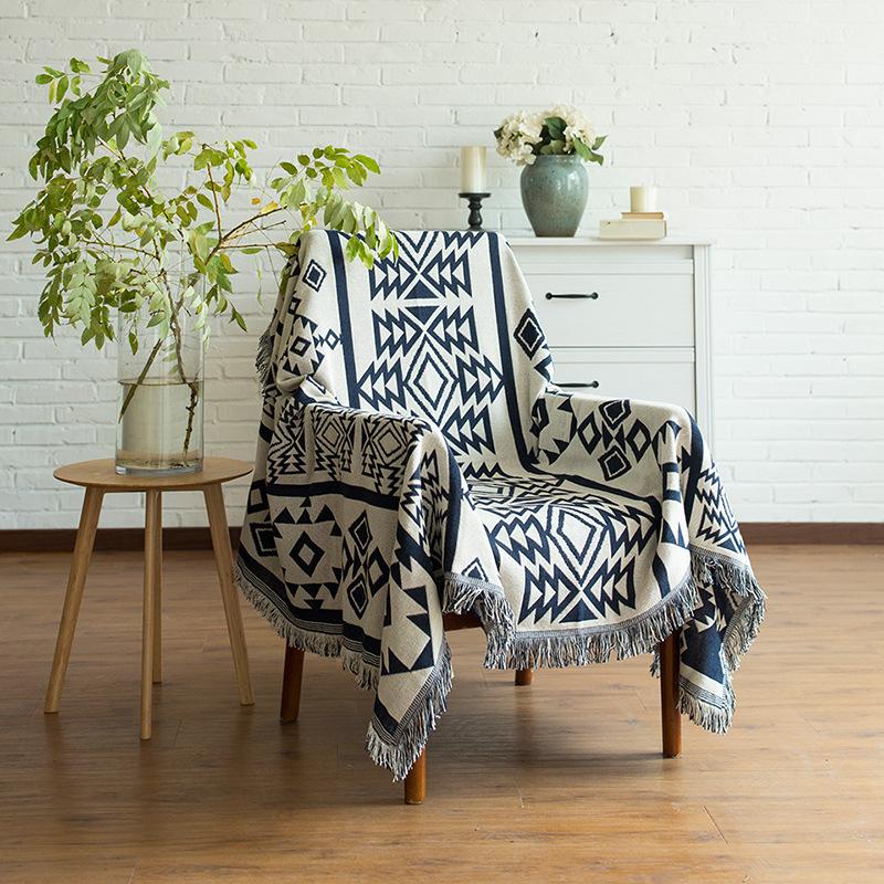 Geometric Cotton Blanket Throw Comforter - Modern Comfort for Stylish Living