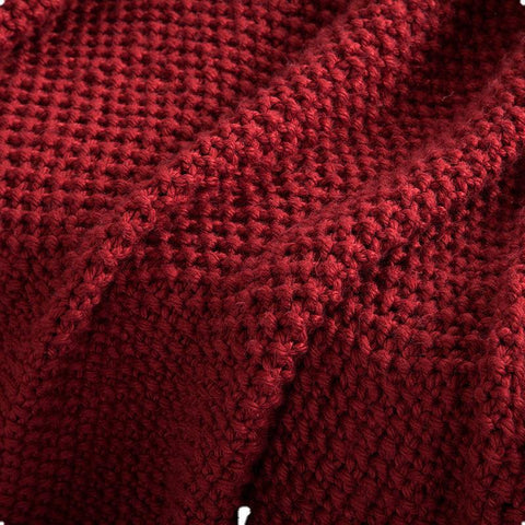 Wine Red Icelandic Wool Blanket: Cozy Elegance for Every Season